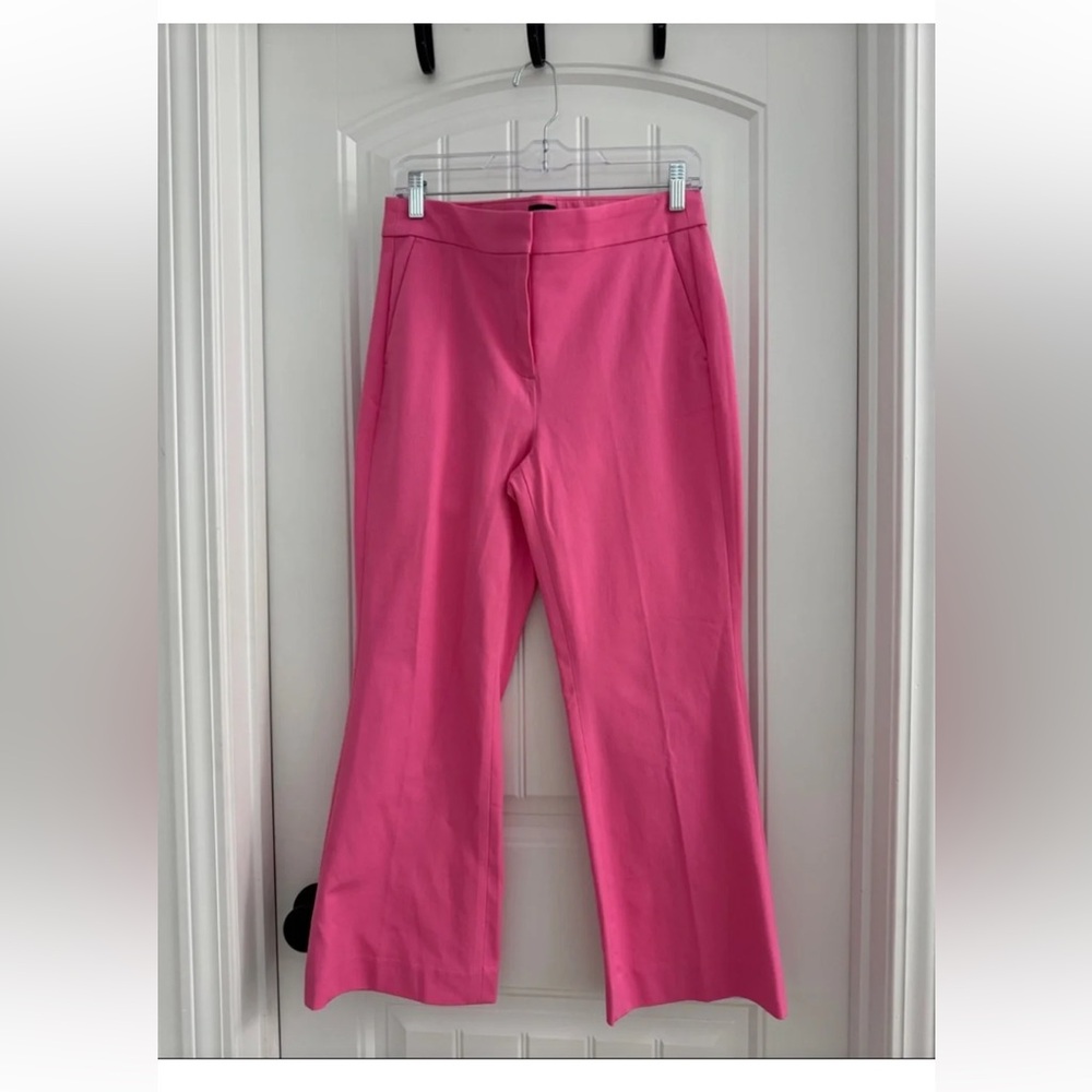 J. Crew Pink Cropped Kelsey Pant
Trousers Like New